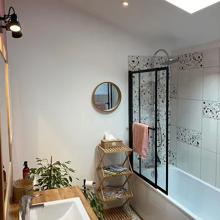 La Chaise Haute Bed and Breakfast Hagetmau